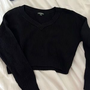 cropped v-neck sweater